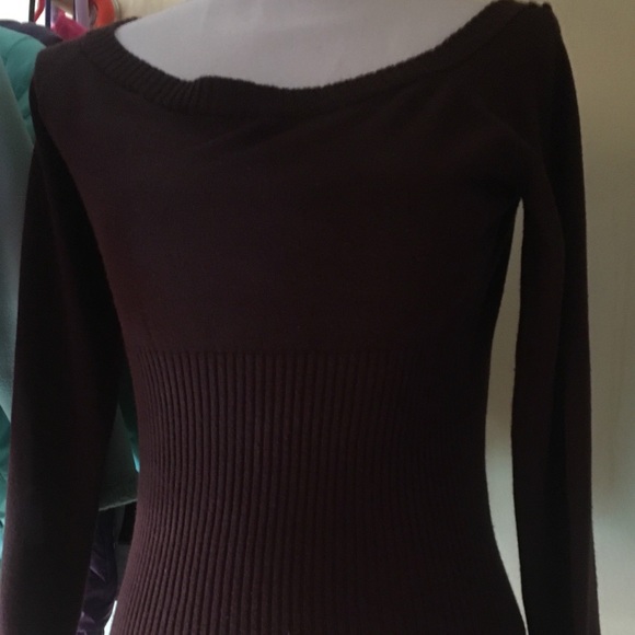 Cute Brown Fitted Sweater - Picture 1 of 2